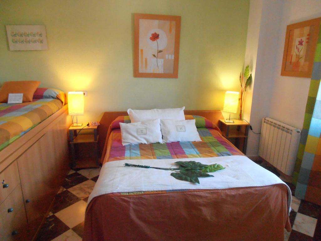 Alojamiento Rural Torre Hueca Hotell Pinos Puente Rum bild