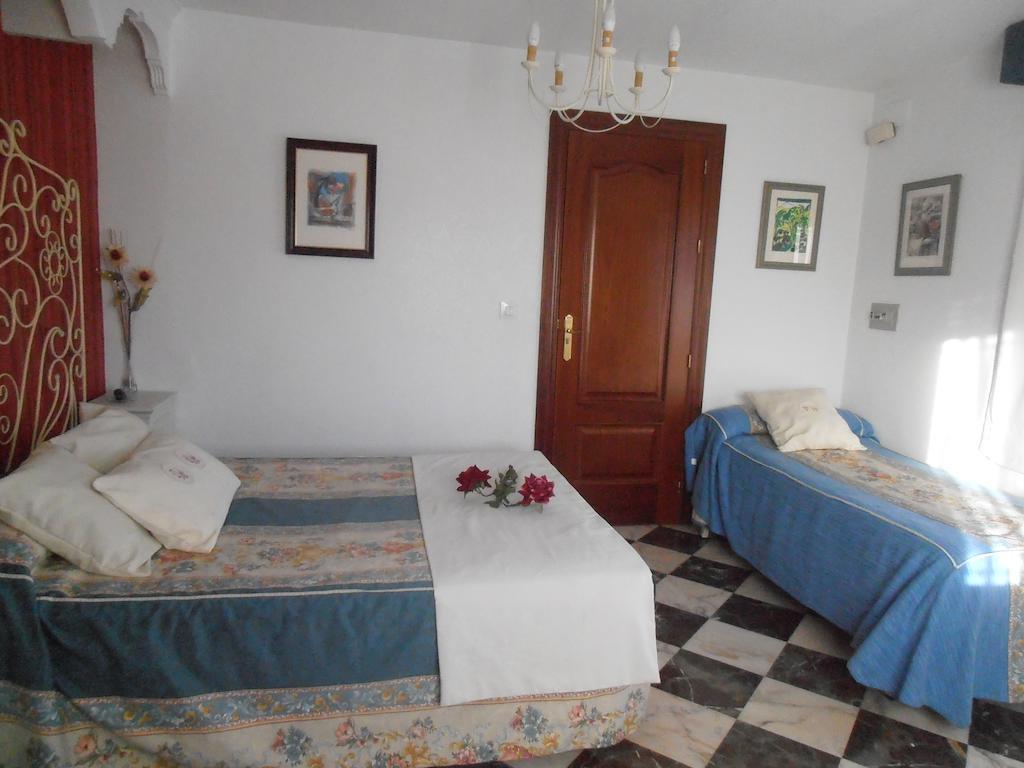 Alojamiento Rural Torre Hueca Hotell Pinos Puente Rum bild