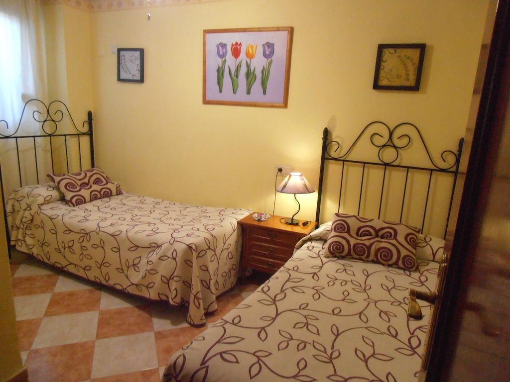 Alojamiento Rural Torre Hueca Hotell Pinos Puente Rum bild